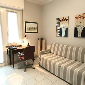 https://comodo-al-mare-lerici.hotelitalianriviera.com